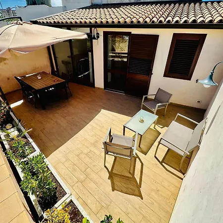 Holiday House Valpie Avola Exterior photo