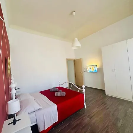 Holiday House Valpie Avola Exterior photo